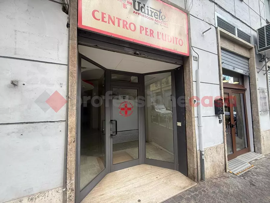 Immagine 3 di Negozio in affitto  in Viale Pietro Tomei, 47 a Tivoli