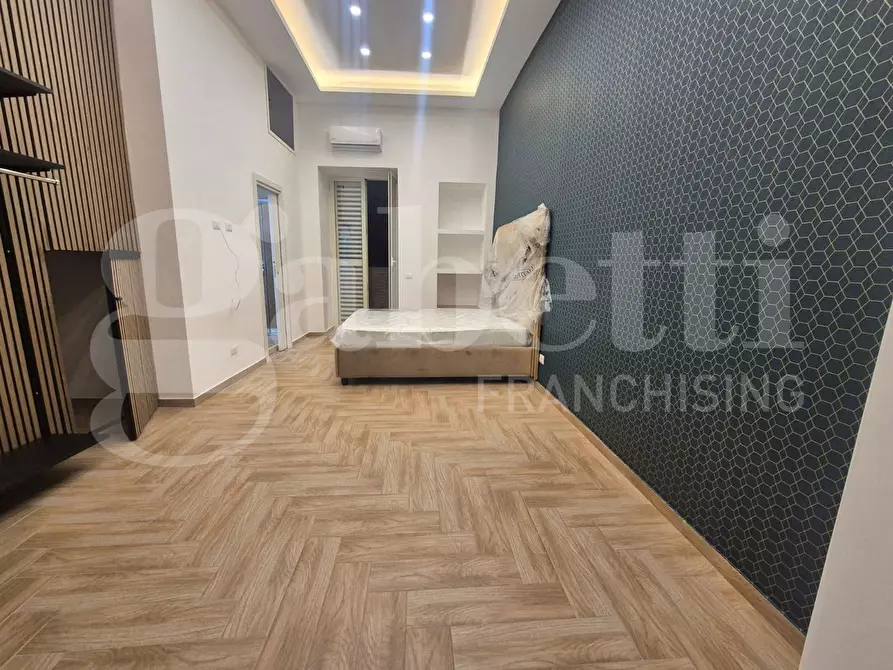 Immagine 5 di Appartamento in affitto  in Via Martiri d' Otranto a Napoli