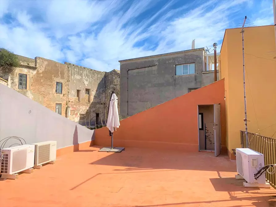 Immagine 3 di Appartamento in vendita  in Piazza Duomo, 4 a Siracusa