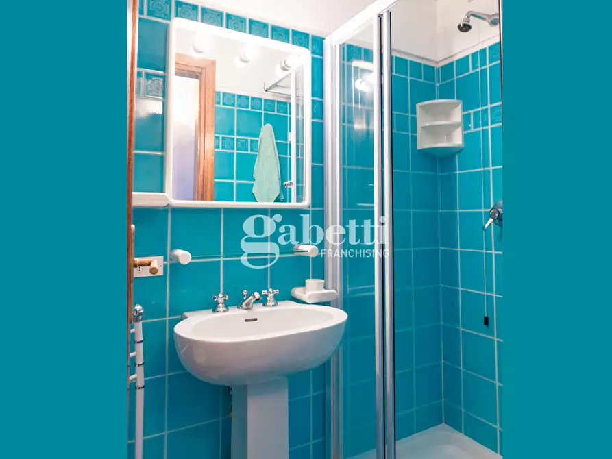 Immagine 10 di Appartamento in vendita  in Via Puntaldia, snc a San Teodoro