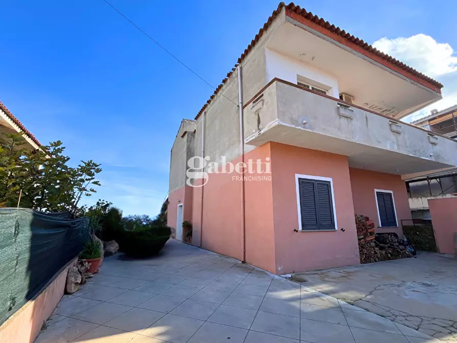 Immagine 1 di Appartamento in vendita  in Via Rossini, 19 a Torpè