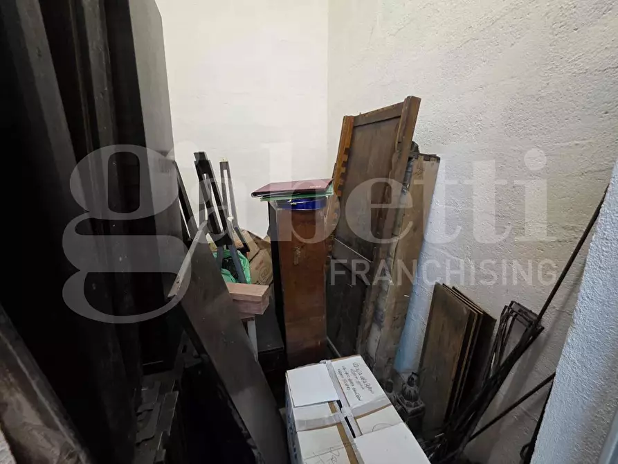 Immagine 10 di Box auto in vendita  in Via Antonio Sogliano, 135 a Roma