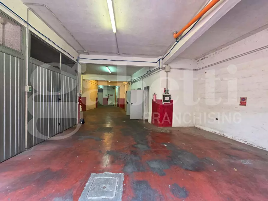 Immagine 13 di Box auto in vendita  in Via Antonio Sogliano, 135 a Roma