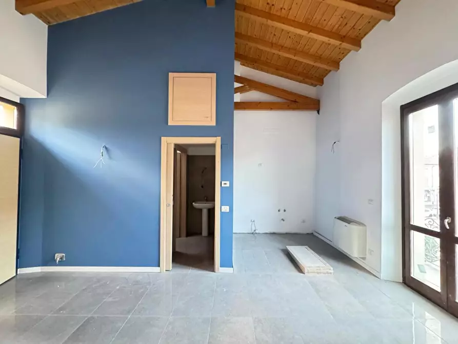 Immagine 2 di Appartamento in vendita  in Piazza Martiri della libertÃ , 35 a Chiari