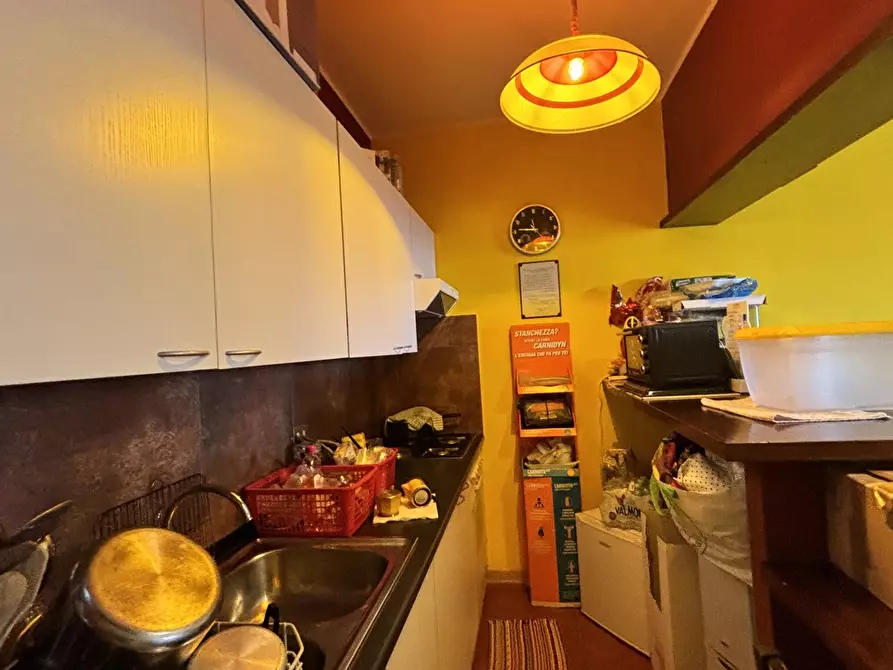 Immagine 8 di Appartamento in vendita  in Via cese frascose, 24 a Torre Cajetani