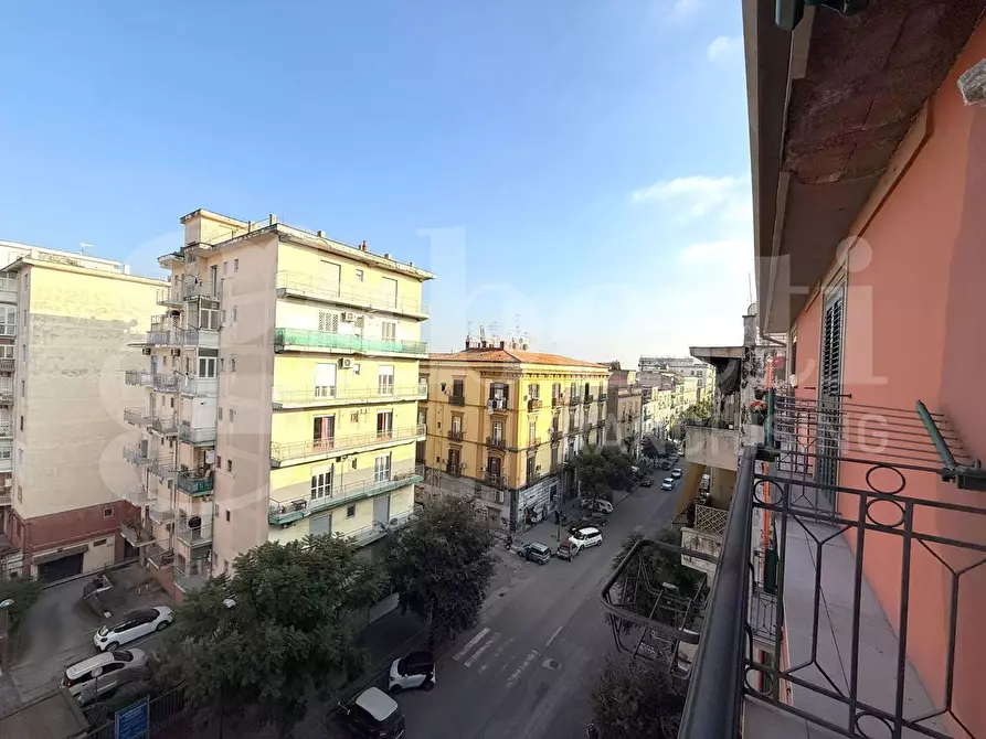 Immagine 17 di Appartamento in vendita  in Corso secondigliano a Napoli