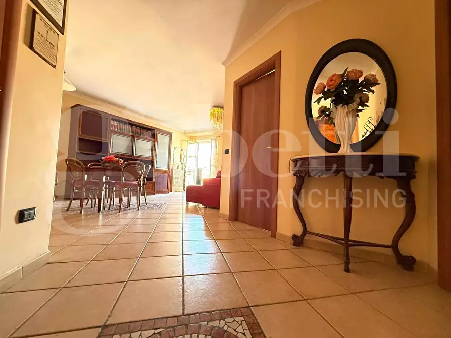 Immagine 4 di Appartamento in vendita  in Corso secondigliano a Napoli