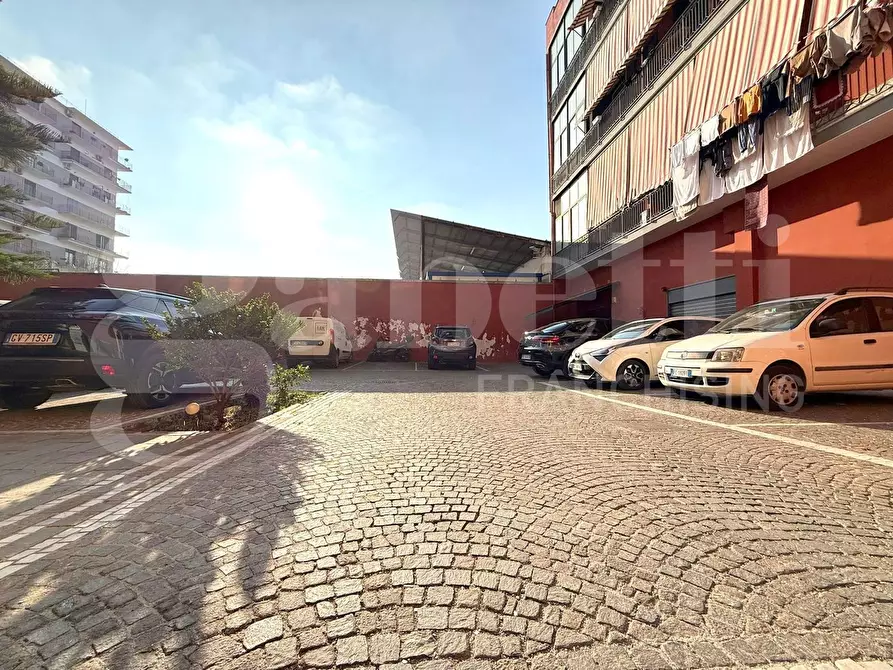 Immagine 25 di Appartamento in vendita  in Corso secondigliano a Napoli