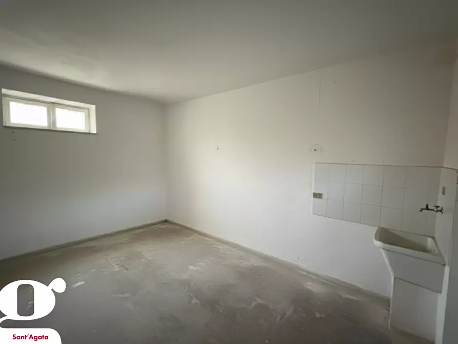 Immagine 12 di Palazzo in vendita  in Via VITTORIO ALFIERI, 16 a Sant'agata Di Militello