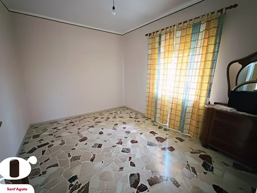 Immagine 4 di Palazzo in vendita  in Via VITTORIO ALFIERI, 16 a Sant'agata Di Militello