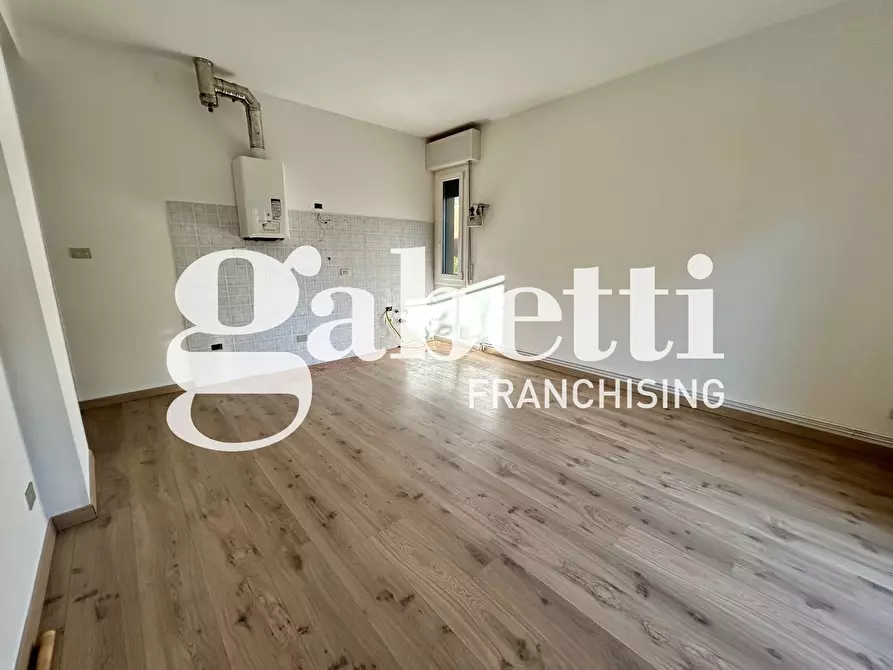 Immagine 3 di Appartamento in vendita  in Via Marzabotto a San Lazzaro Di Savena