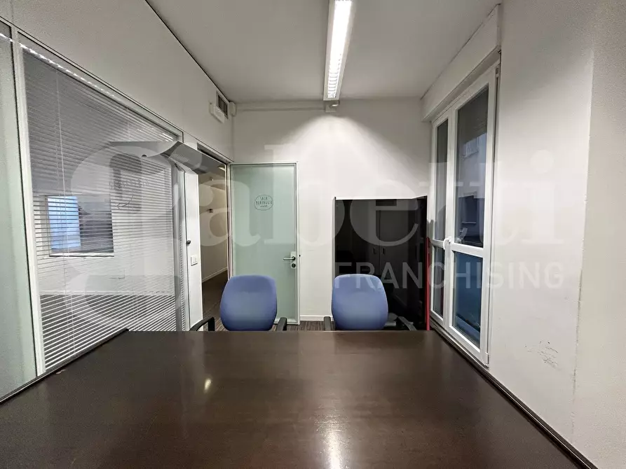 Immagine 23 di Ufficio in vendita  in Via DELLE LAME a Bologna