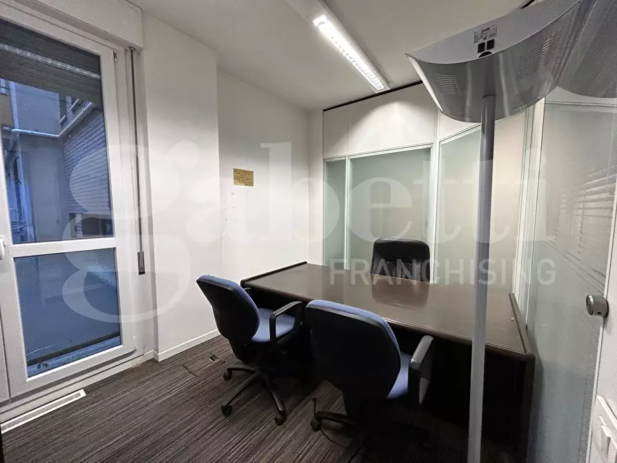 Immagine 21 di Ufficio in vendita  in Via DELLE LAME a Bologna