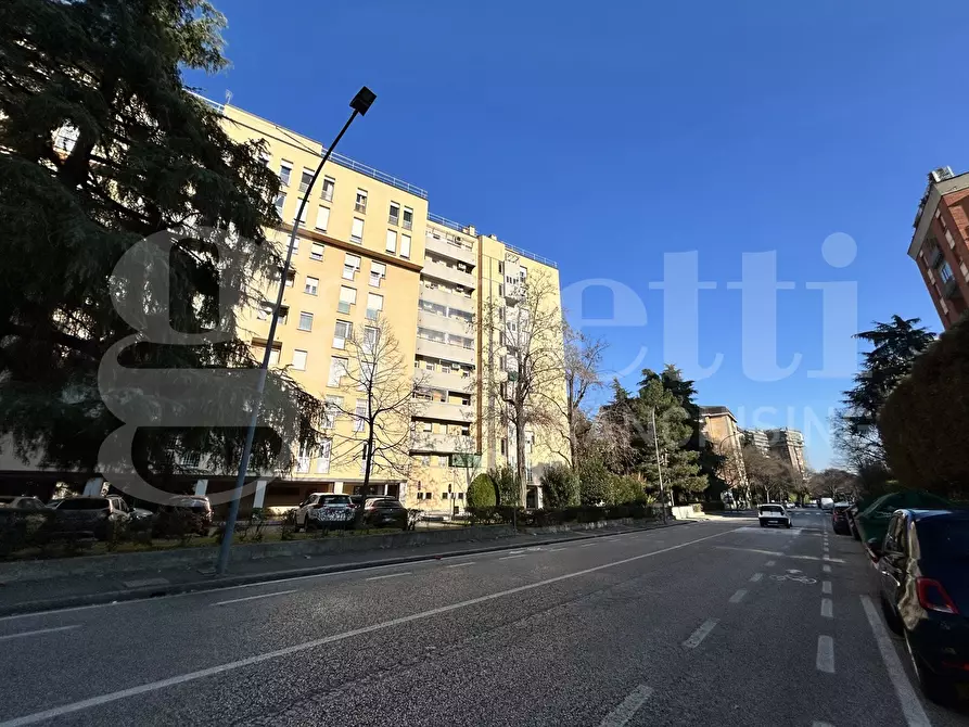 Immagine 28 di Attico in vendita  in Via Cavazzoni a Bologna