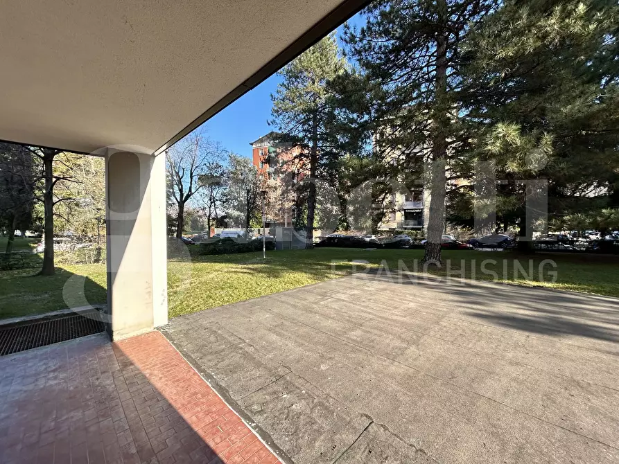 Immagine 31 di Attico in vendita  in Via Cavazzoni a Bologna