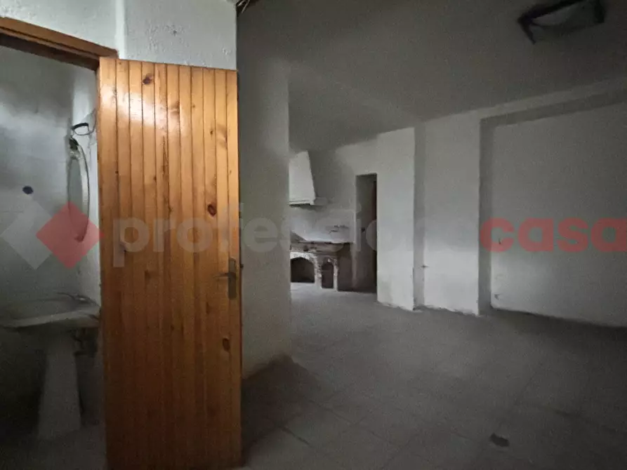 Immagine 40 di Villa in vendita  in Via Villini, 21 a Alatri