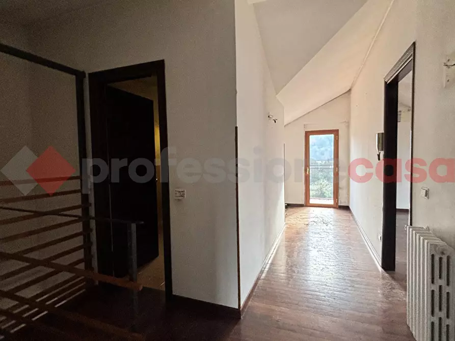 Immagine 30 di Villa in vendita  in Via Villini, 21 a Alatri