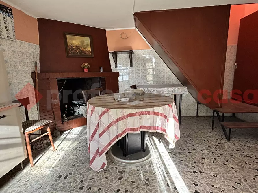 Immagine 5 di Appartamento in vendita  in Via casappo, 39 a Vico Nel Lazio