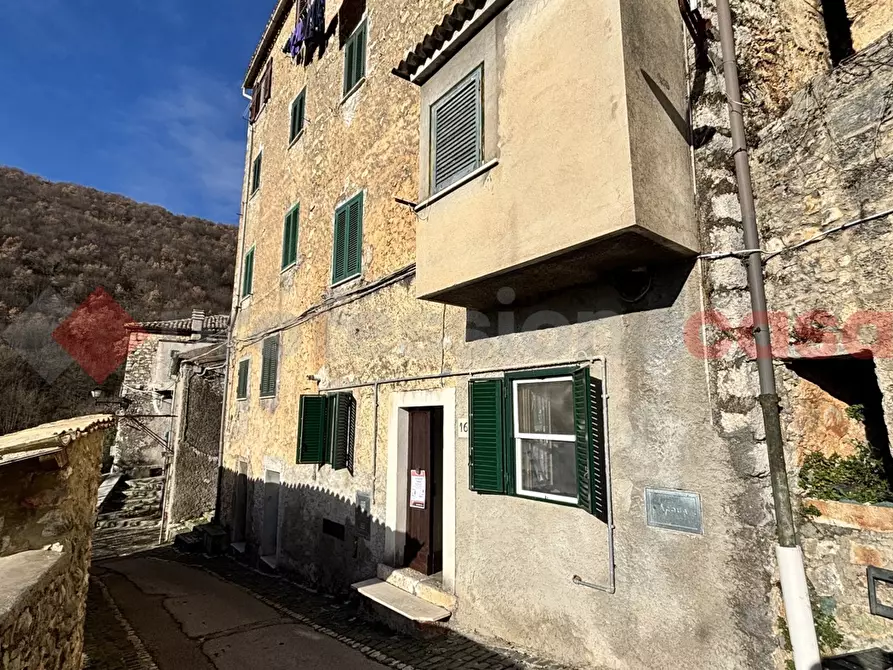 Immagine 5 di Appartamento in vendita  in Via santa maria della quercia, 16 a Guarcino