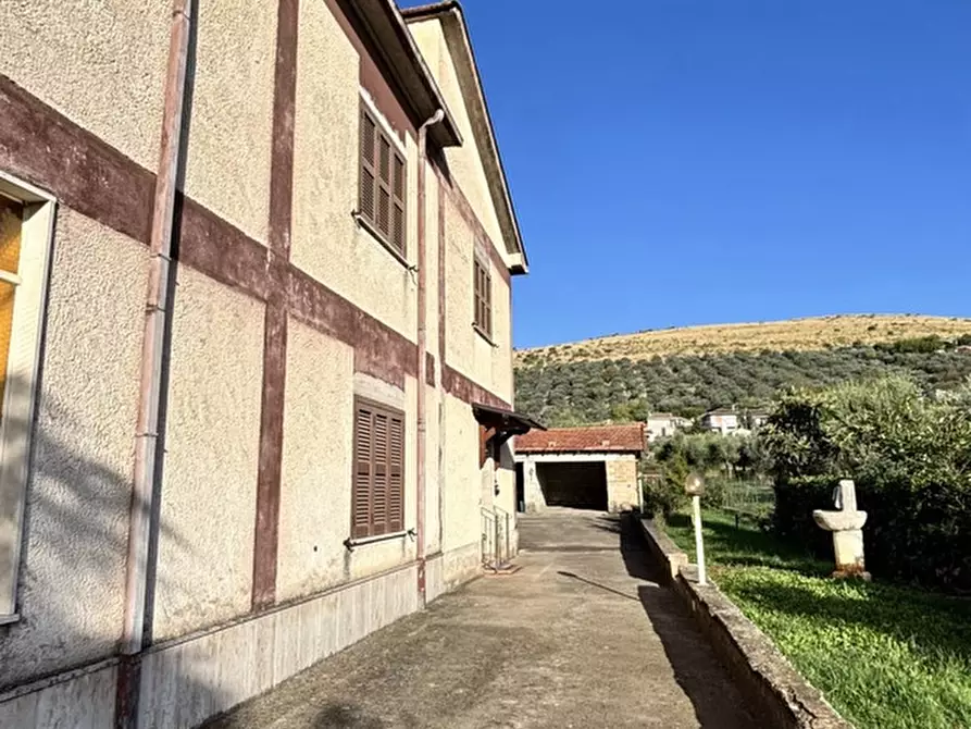 Immagine 6 di Casa indipendente in vendita  in Strada provinciale tecchiena, 50 a Alatri