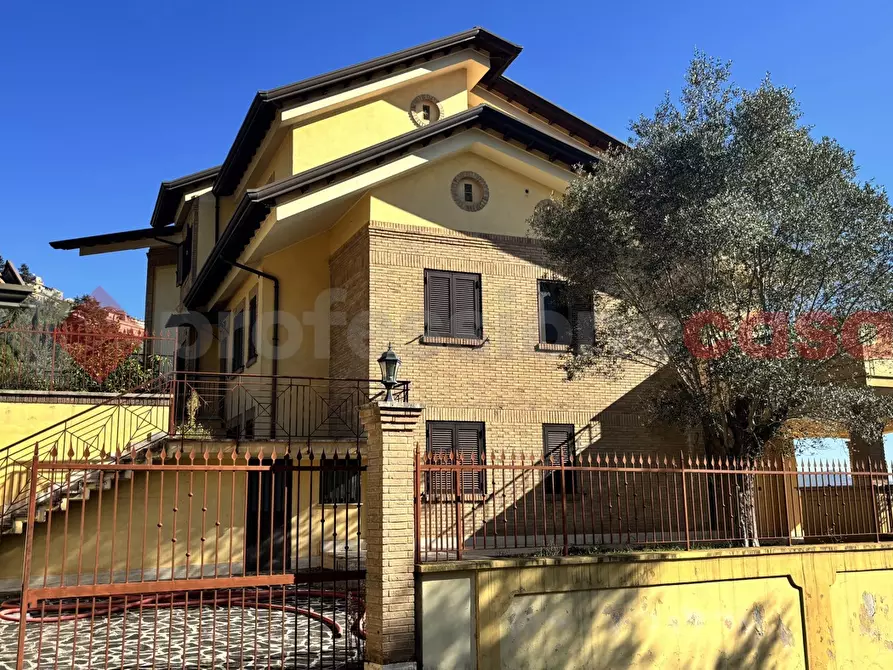 Immagine 2 di Appartamento in vendita  in Via Aldo moro, 10 a Alatri