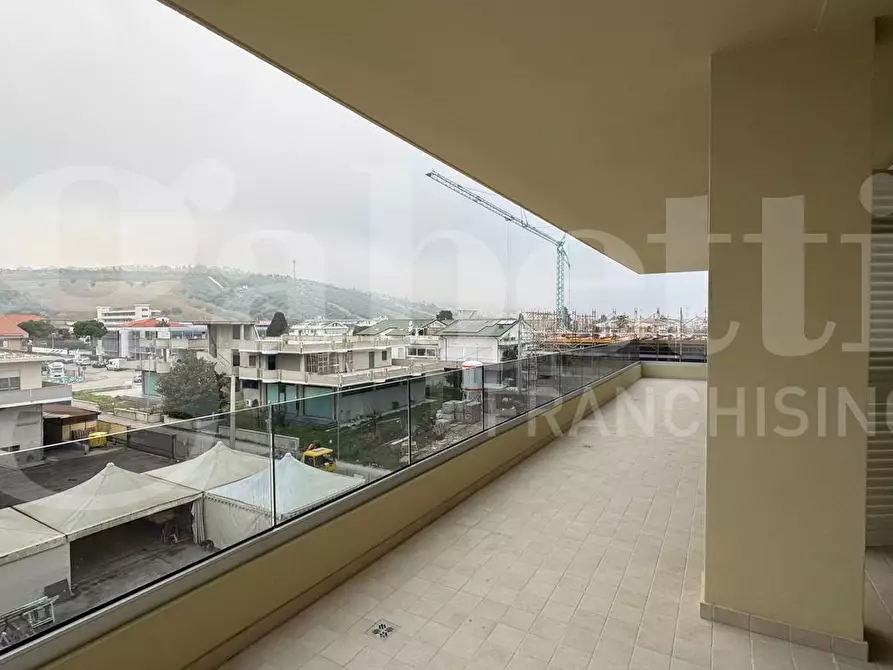 Immagine 4 di Appartamento in vendita  in Via Raffaello Sanzio, 1 a Tortoreto