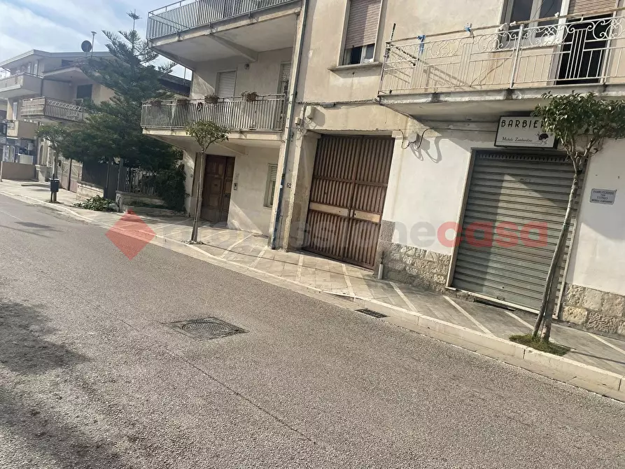 Immagine 3 di Negozio in vendita  in Via Regina Elena, 0 a Bellona