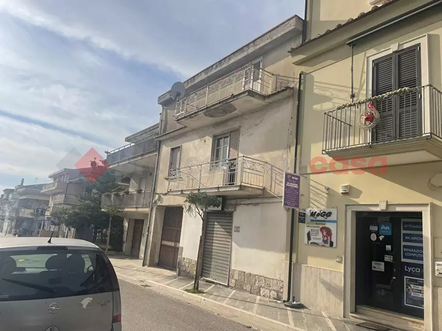 Immagine 4 di Negozio in vendita  in Via Regina Elena, 0 a Bellona