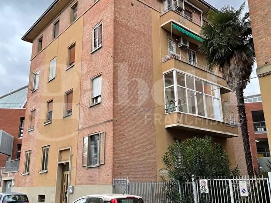 Immagine 9 di Appartamento in vendita  in Via Ferrarese a Bologna