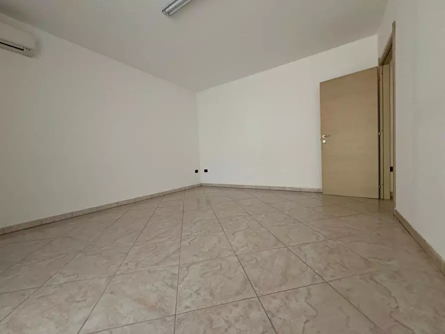 Immagine 2 di Ufficio in affitto  in Piazza Sella, snc a Iglesias