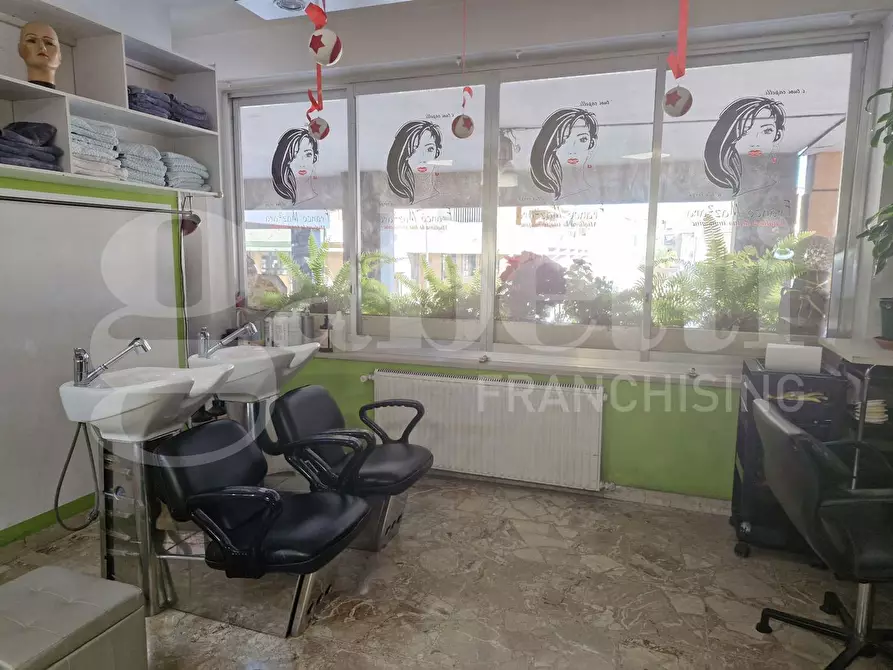 Immagine 7 di Negozio in vendita  in Piazza Don Luigi Sturzo a Palermo