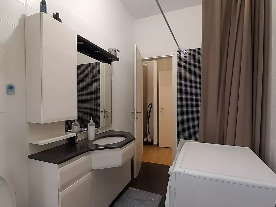 Immagine 19 di Appartamento in vendita  in Via cavallotti, sc a Legnano