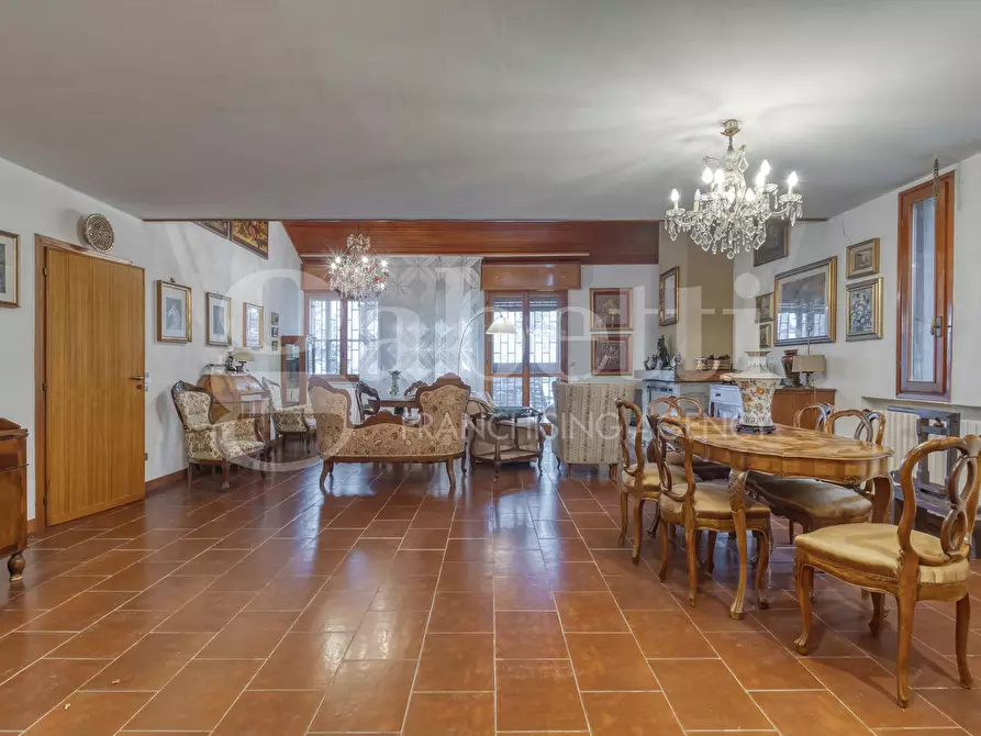 Immagine 2 di Casa bifamiliare in vendita  in Via Giuseppe Lelli a Pianoro