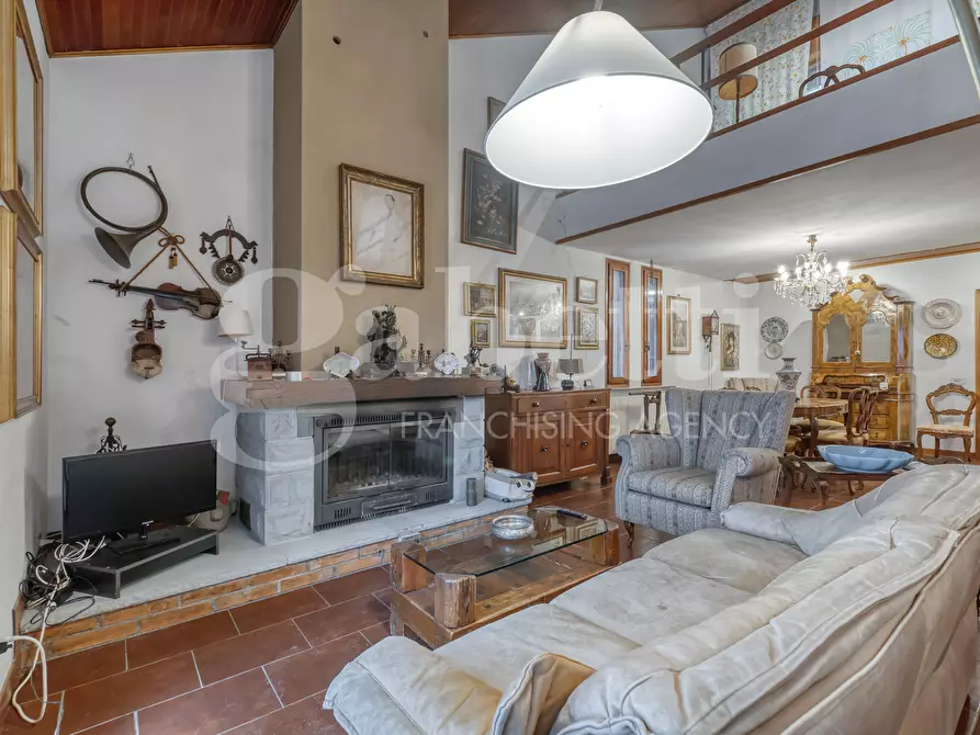 Immagine 5 di Casa bifamiliare in vendita  in Via Giuseppe Lelli a Pianoro