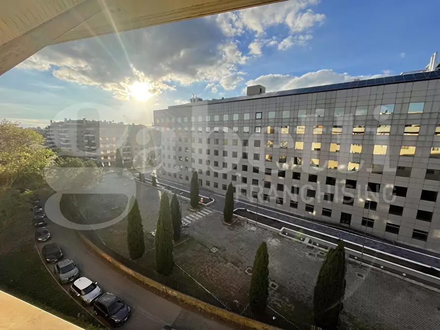 Immagine 27 di Appartamento in affitto  in Largo Valerio Bacigalupo, 32 a Roma