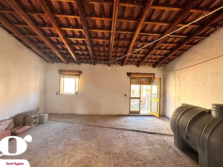 Immagine 17 di Palazzo in vendita  in Via GIUSEPPE GARIBALDI, 61 a Acquedolci