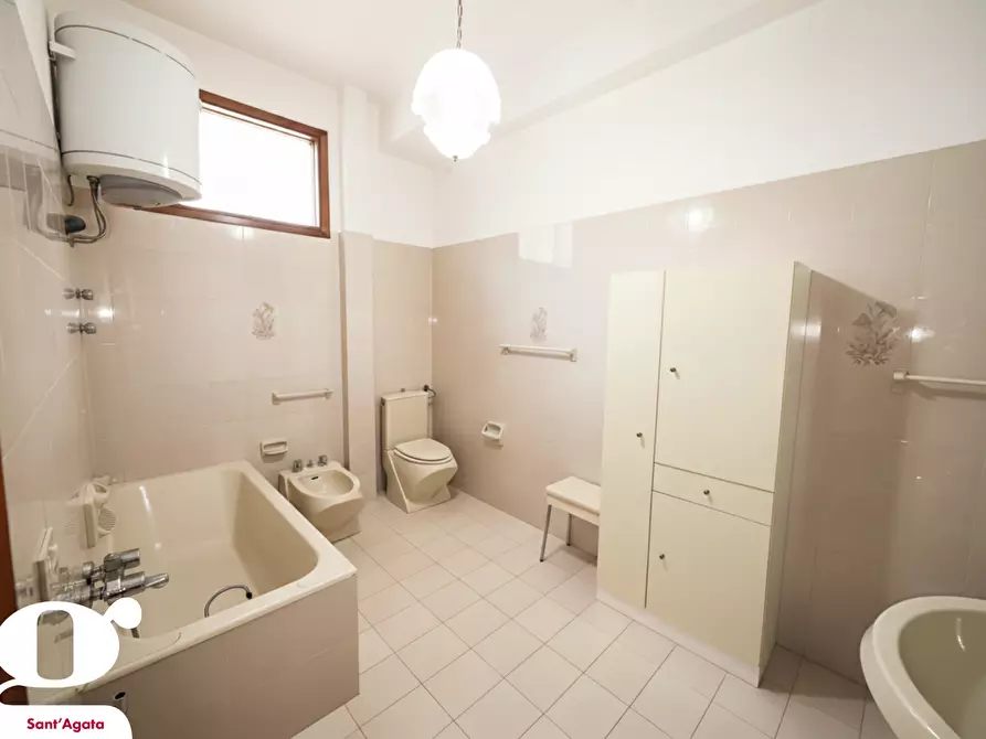 Immagine 12 di Palazzo in vendita  in Via GIUSEPPE GARIBALDI, 61 a Acquedolci