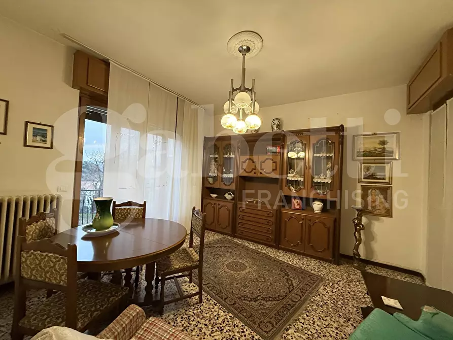 Immagine 7 di Casa indipendente in vendita  in Via Verdi, snc a Lambrugo