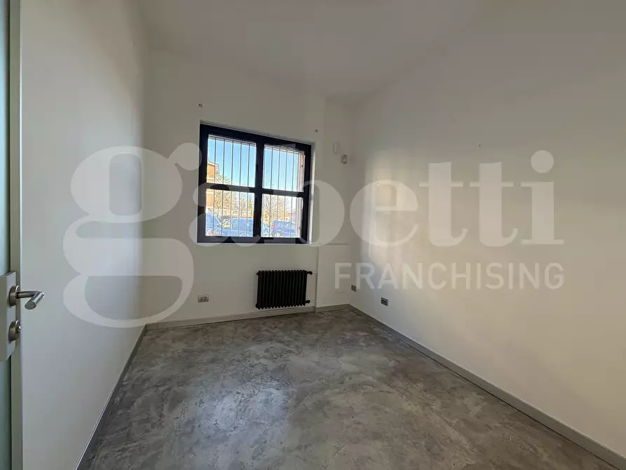 Immagine 14 di Negozio in affitto  in Via Roma, snc a Lurago D'erba