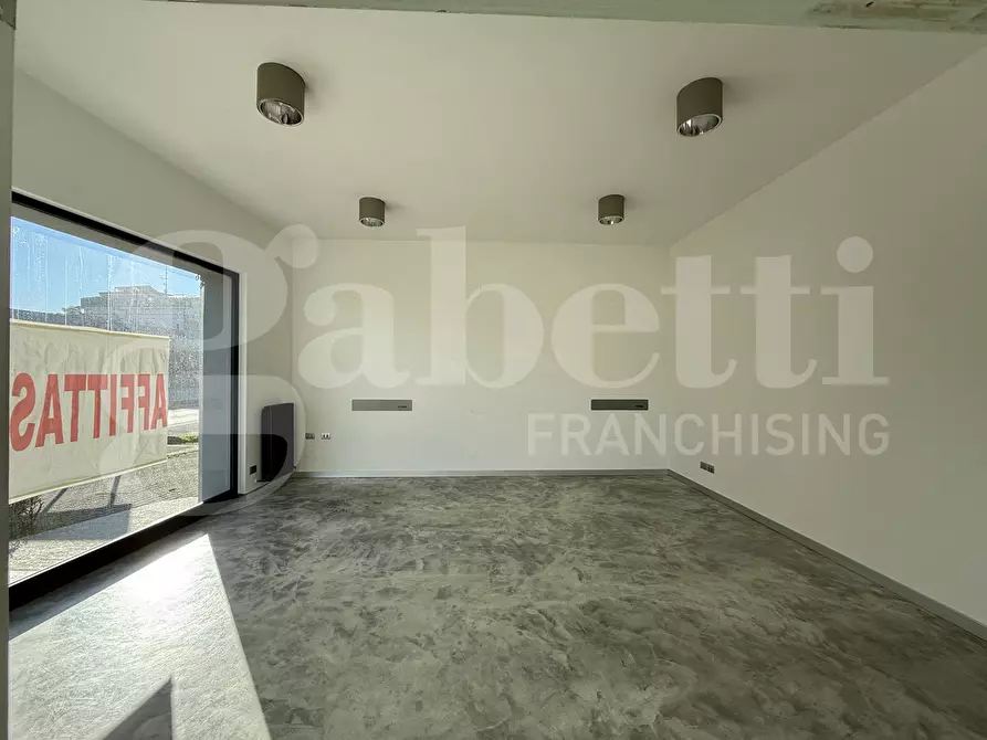 Immagine 4 di Negozio in affitto  in Via Roma, snc a Lurago D'erba