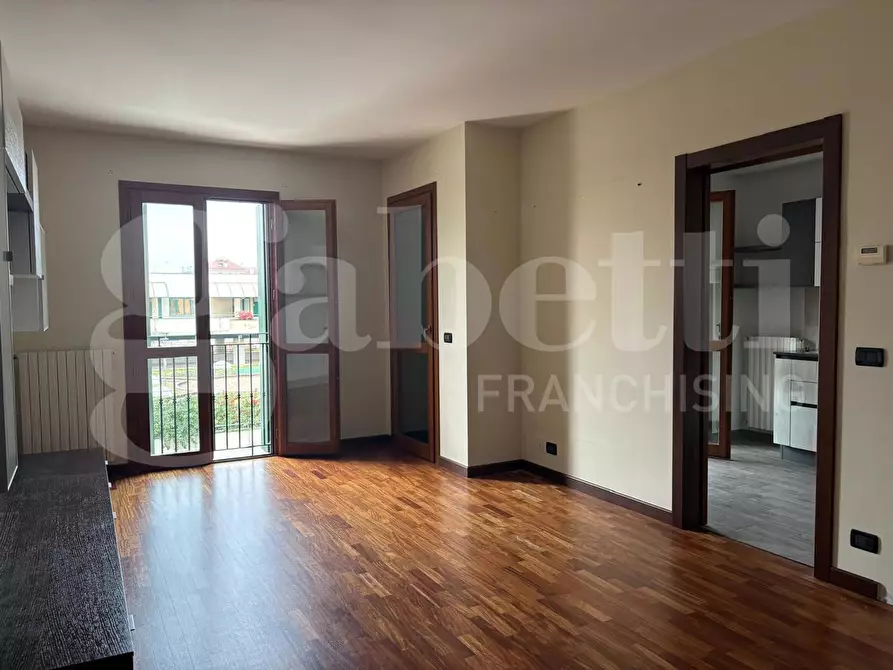 Immagine 9 di Appartamento in affitto  in Via Volturno, . a Venezia