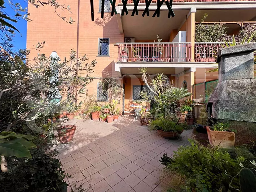 Immagine 17 di Appartamento in vendita  in Via del Fontanile Arenato, 310 a Roma
