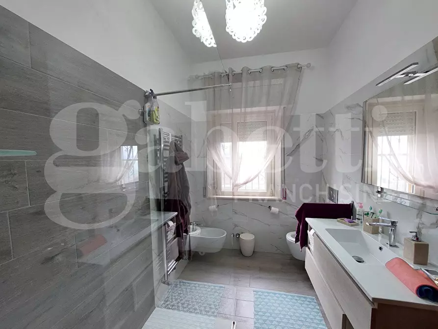 Immagine 47 di Villa in vendita  in Contrada Camerale, 2 a Tossicia