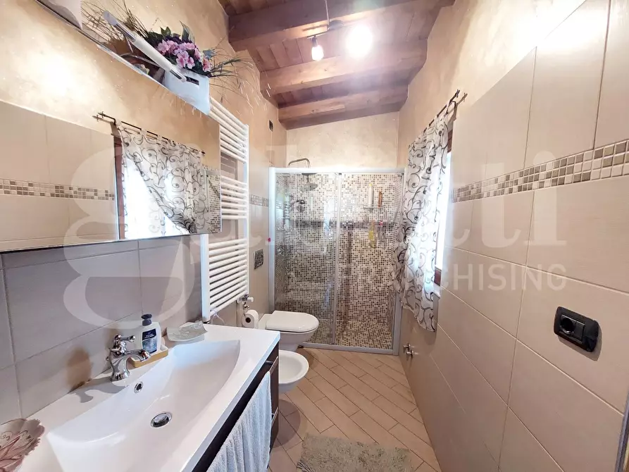 Immagine 19 di Villa in vendita  in Contrada Camerale, 2 a Tossicia