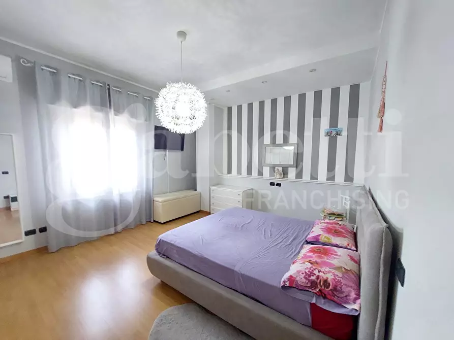 Immagine 42 di Villa in vendita  in Contrada Camerale, 2 a Tossicia