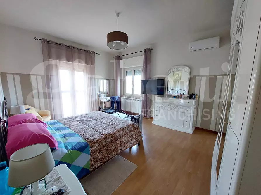 Immagine 40 di Villa in vendita  in Contrada Camerale, 2 a Tossicia