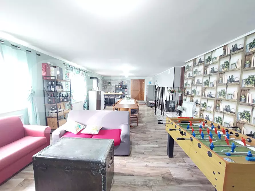 Immagine 18 di Villa in vendita  in Contrada Camerale, 2 a Tossicia