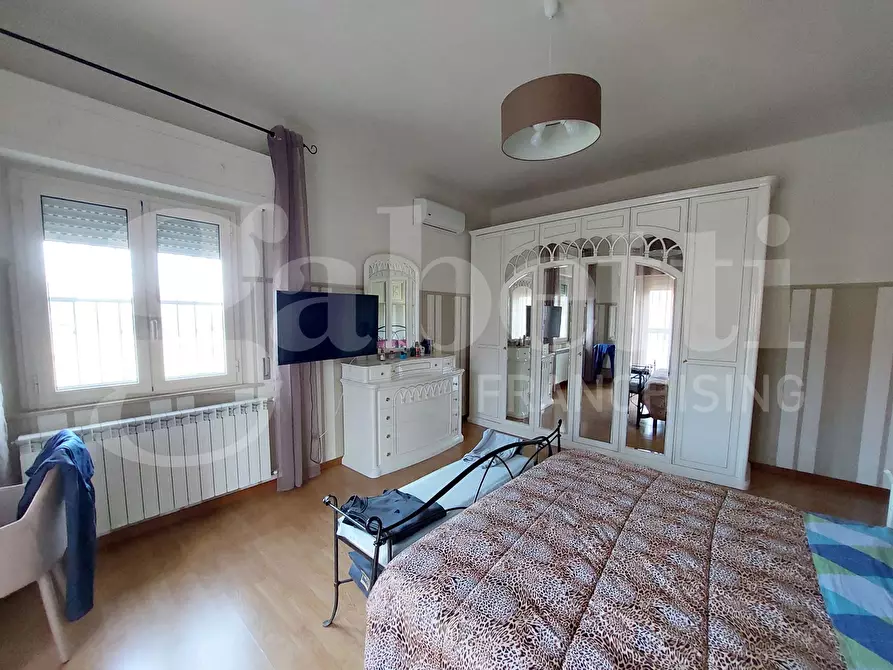 Immagine 41 di Villa in vendita  in Contrada Camerale, 2 a Tossicia