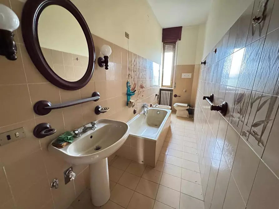 Immagine 14 di Appartamento in vendita  in Via Cattarello, 4 a Chiari