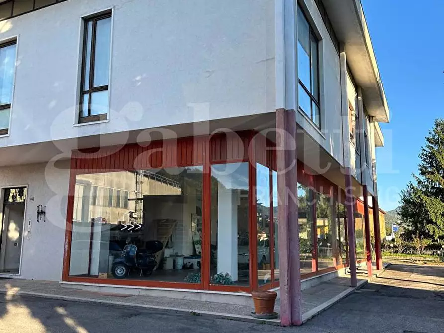 Immagine 16 di Capannone industriale in vendita  in Via Gasdotto, 24-26 a Valdagno